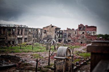 Savaş yıkım korku Rusya, sahne, ıslak, kirli, ev şehir