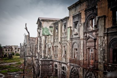 Savaş yıkım korku Rusya, sahne, ıslak, kirli, ev şehir