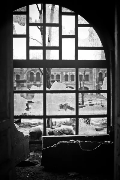 War devastation fear Russia, scenery, wet, dirty, home town — Stock Photo, Image