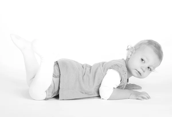 Black and white photo of a young girl — Stock Photo, Image