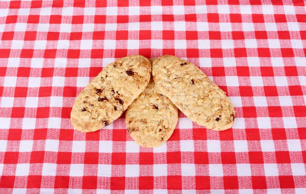 Biscoitos em pano xadrez — Fotografia de Stock