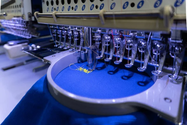 Embroidery Machine Needle Textile Industry Garment Manufacturers — Stock Photo, Image