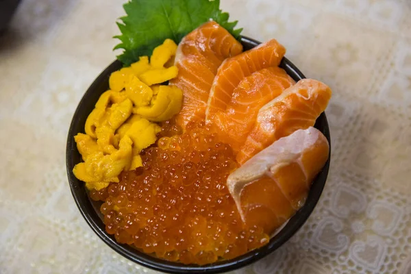 Tigela Frutos Mar Frescos Mercado Frutos Mar Japão Gônadas Ouriço — Fotografia de Stock