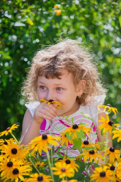 Happy little girl — Stock Photo, Image