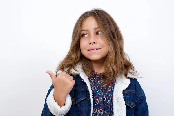 Encantadora Menina Caucasiana Com Belos Olhos Azuis Vestindo Jaqueta Ganga — Fotografia de Stock