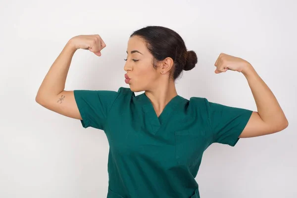 Model Showing Arms Muscles Smiling Proud Fitness Concept — Stock Photo, Image