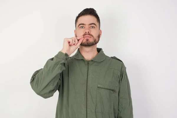 Model Ağız Dudaklar Parmaklarla Kapanır Gibi Kapanır Gizli Sessiz Tabu — Stok fotoğraf