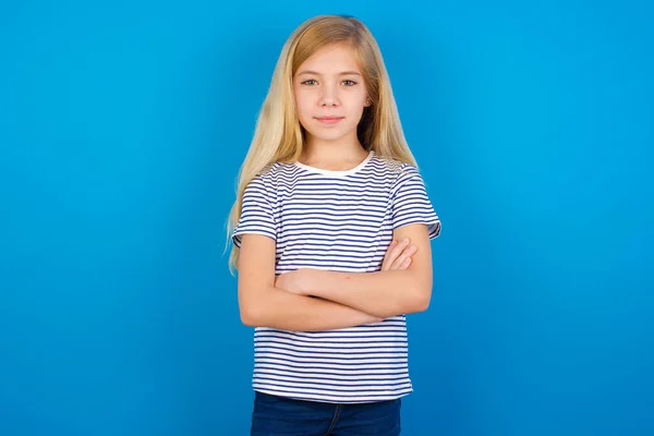 Serio Pensativo Caucásico Chico Chica Usando Rayas Camisa Contra Azul — Foto de Stock