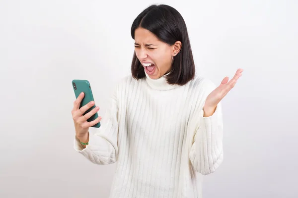 Angry Young Woman Screaming Phone Having Argument Employee Troubles Work — Stock Photo, Image