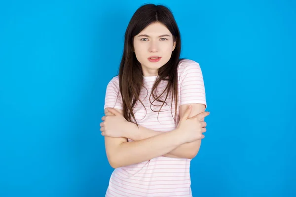 Young Brunette Woman Shaking Freezing Winter Cold Sad Shock Expression — ストック写真