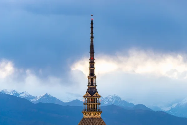 Dettagli di Torino (Torino, Italia) architettura al tramonto — Foto Stock