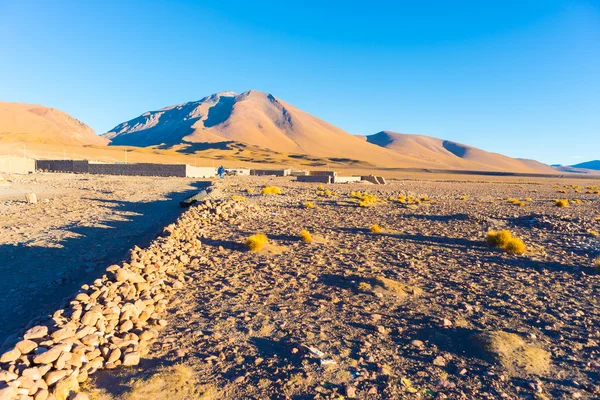 Захід сонця на desertic Андське нагір'я, півдні Болівії — стокове фото