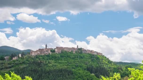 Time Lapse Epische Wolkenlandschap Dramatische Hemel Boven Seggiano Middeleeuws Dorp — Stockvideo