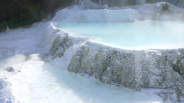 Piscina Geotermal Aguas Termales Toscana Italia Bagni San Filippo Cascada — Vídeos de Stock