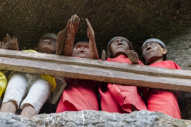 Tana Toraja geleneksel gömüldüğü yer