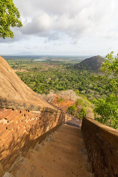 Ancient staircase in Sigiriya, Sri Lanka — Stock Photo, Image