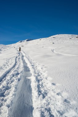 Zirveye doğru Alp touring