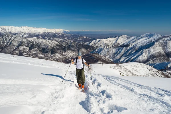 Zirveye doğru Alp touring Stok Resim