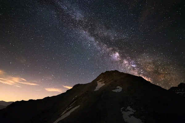 La Voie lactée au sommet des Alpes — Photo