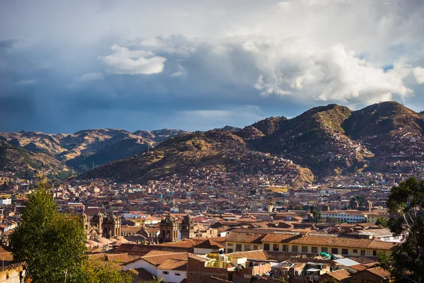 Zachód słońca nad Cuzco, Peru, burzowe chmury — Zdjęcie stockowe