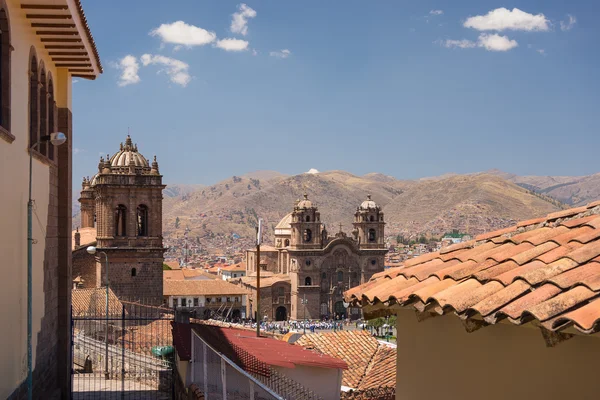 Városképet gazdagító épületnek szánták, Cusco, Peru, a tiszta égbolt — Stock Fotó