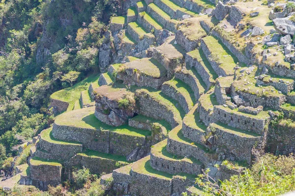 Luz solar em terraços Machu Picchu de cima, Peru — Fotografia de Stock