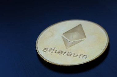 Tablo ve dijital para birimi para konsepti, Kripto para birimi Finansal Sistemler Konsepti
