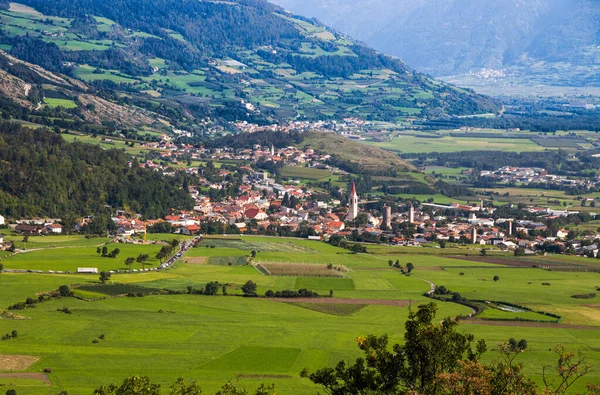 Malles イタリア 2020年9月11日 イタリア 南チロル州 ヴァル ヴェノスタの高山町の空中ビュー — ストック写真