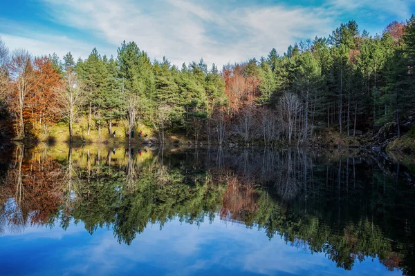 Autumnal Landscape Lame Lake Aveto Regional Natural Park Provincie Genua — Stockfoto