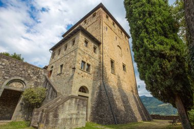 BOBBIO, İtalya, 20 AĞUSTOS - Bobbio, Piacenza 'daki Malaspina Kalesi, Emilia Romagna, İtalya