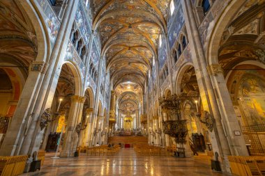 Parma, İtalya, 20 Mart 2025 - Parma Katedrali, Emilia-Romagna, İtalya