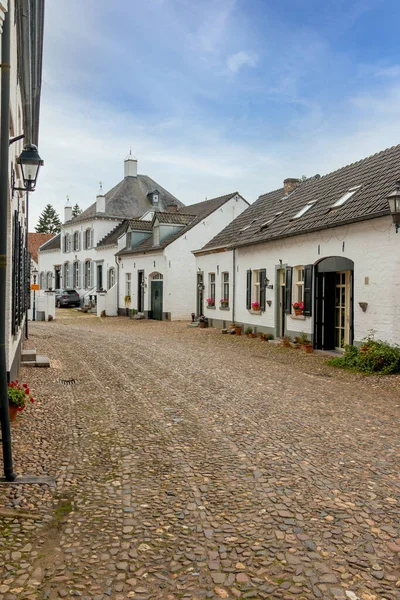 Dorn Eine Wunderschöne Mittelalterliche Stadt Mit Nur Weiß Gestrichenen Häusern — Stockfoto