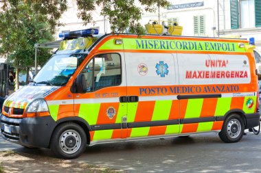 İtalyan kurtarma ambulansı 118