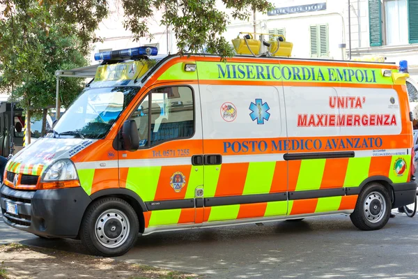 Italian rescue ambulance 118 — Stock Photo, Image