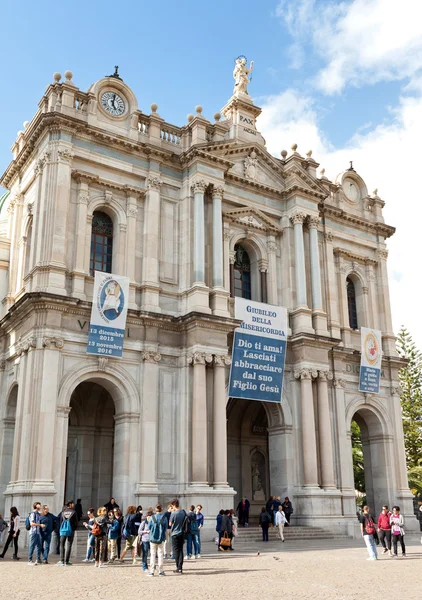 Pontificio Santuario de la Santísima Virgen del Rosario de Pompeya —  Fotos de Stock