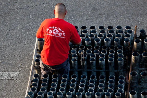 Preparación de fuegos artificiales para el día de San Giovanni Battista — Foto de Stock