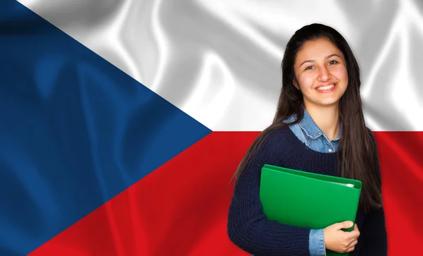 Tiener student lachend over Tsjechische vlag — Stockfoto
