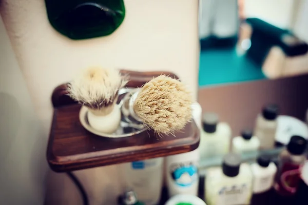 Brush shaving set in barber shop — Stock Photo, Image