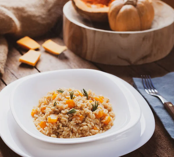 Risotto Citrouille Recette Avec Riz Citrouille Sur Table Rustique Avec — Photo