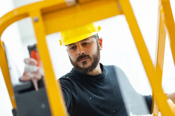 Interior Construction Worker Plastering Gypsum Board Wall — Stock Photo, Image