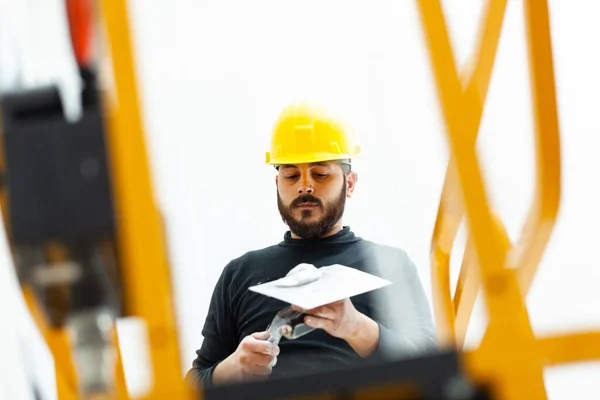 Interior Construction Worker Plastering Gypsum Board Wall — Stock Photo, Image