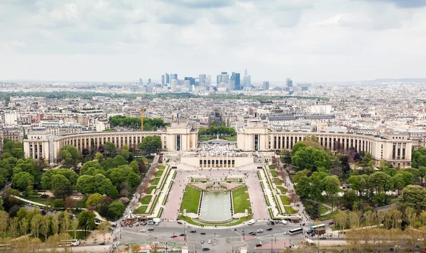 Panorama van de Trocadero en La Defense van Parijs. — Stockfoto