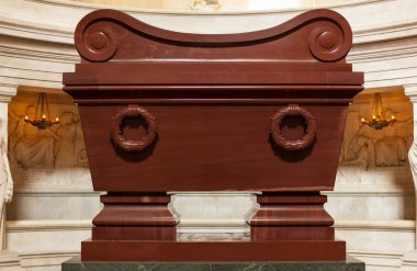 Les Invalides Napolyon'un mezarı