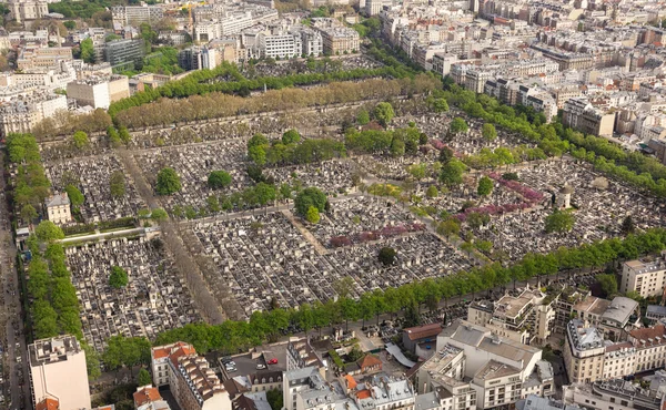Вид с воздуха на кладбище в Париже — стоковое фото