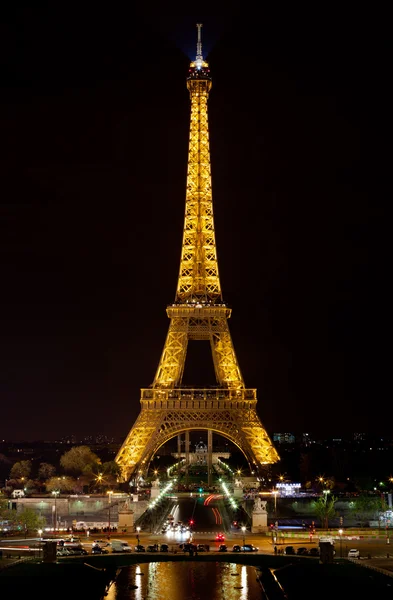 The Eiffel Tower by night — Stock Photo, Image