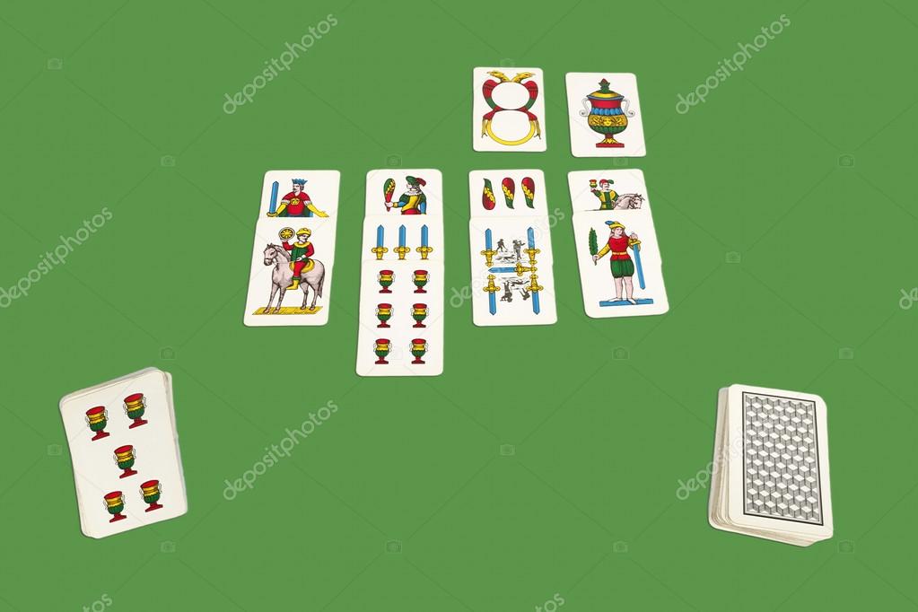 GIOCO SCOPA CON CARTE NAPOLETANE DA SCARICA