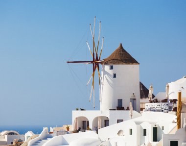 Oia, Santorini, yel değirmeni.