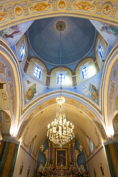 Interior of the Roman Catholic Cathedral of Fira. — Stock Photo, Image