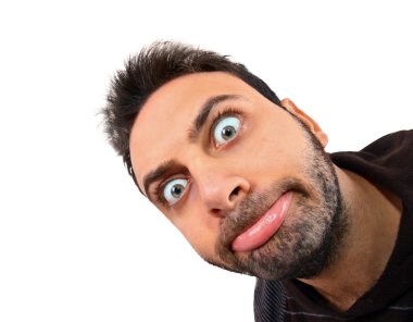 komik ifade ile genç adam