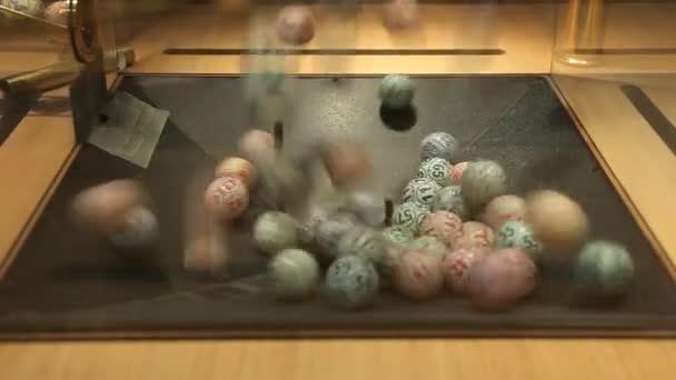 Loto boules en boîte — Video